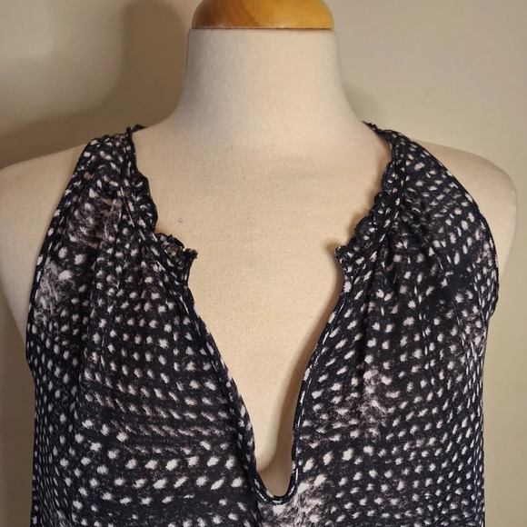 Barney's  NY CO-OP 100% silk top SZ XS - Picture 2 of 7